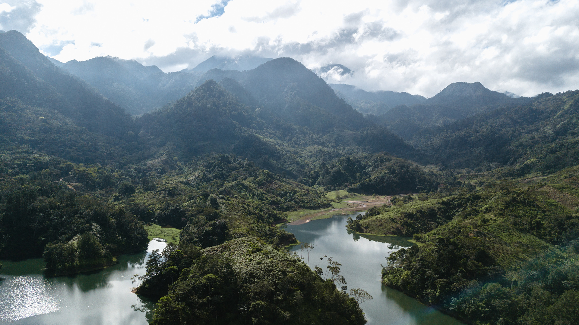 Jose Miguel and Heather Hernandez Farrell

Commission to Every Nation | Honduras

Developing Leaders, Transforming Communities, Multiplying Churches & Disciples
